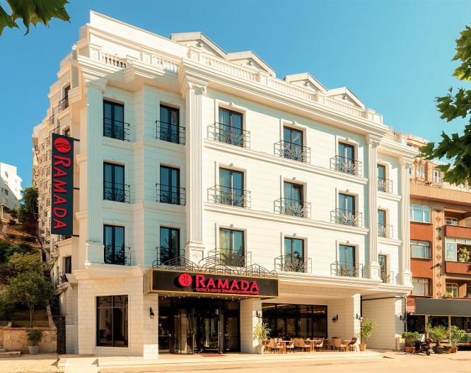 Ramada Hotel & Suites Istanbul Golden Horn - Außenansicht