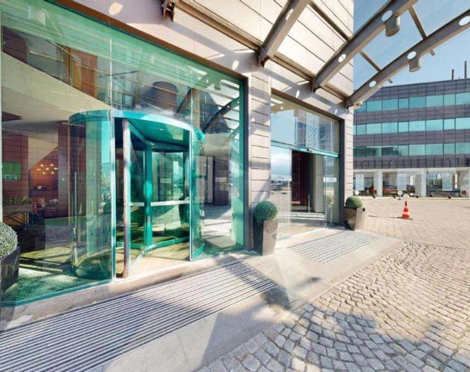 Hotel Expo Sofia - Außenansicht