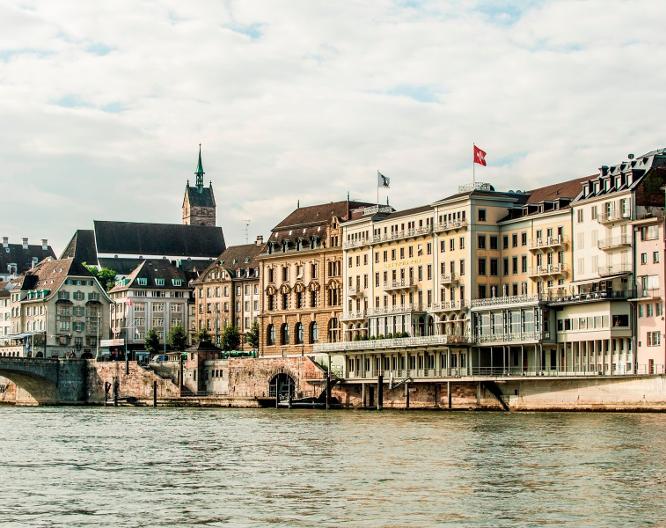 Grand Hotel Les Trois Rois - Außenansicht