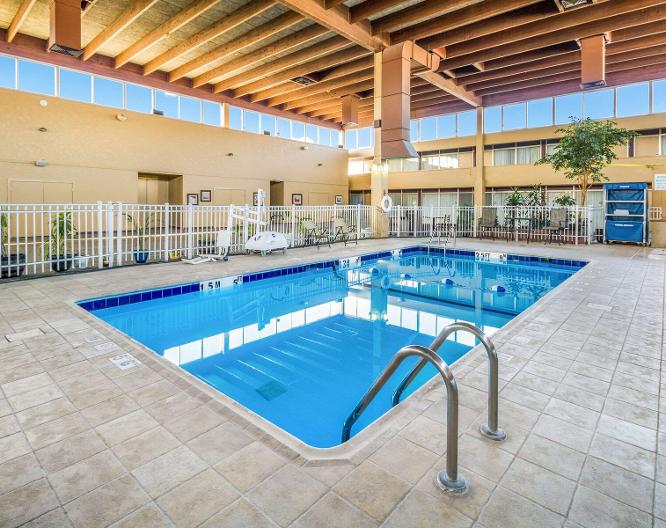 Riverside Hotel - Piscine