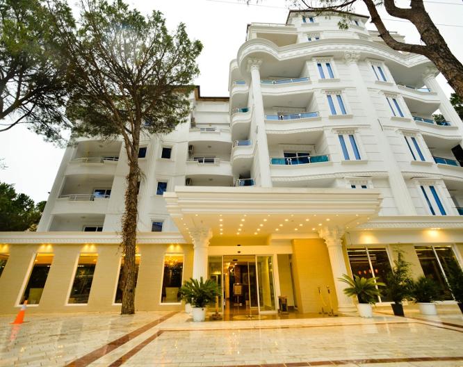 Fafa Beach Hotel - Außenansicht