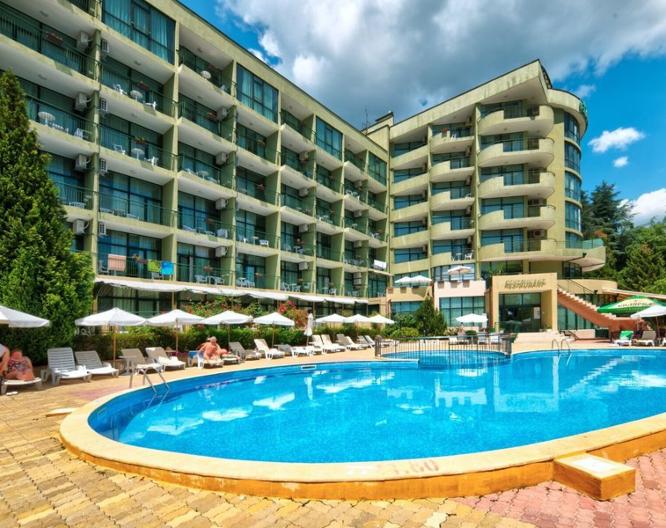 Palm Beach Hotel - Außenansicht