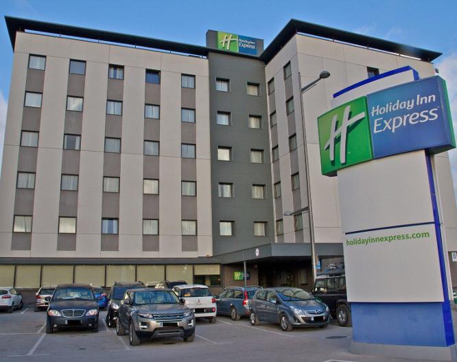 Holiday Inn Express Campo de Gibraltar-Barrios - Außenansicht