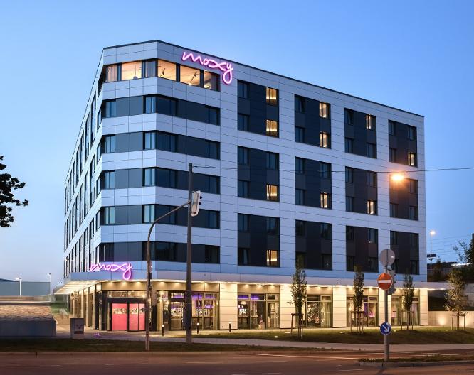 Moxy Stuttgart Feuerbach - Außenansicht
