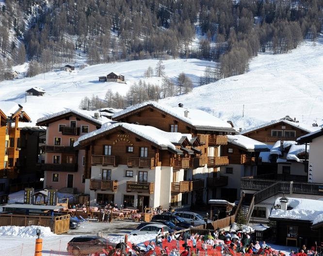 Helvetia - Außenansicht