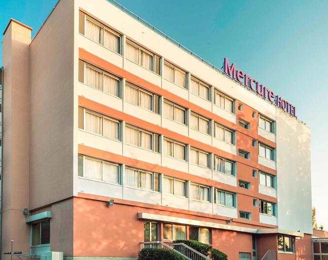Mercure Macon Bord de Saone Hotel - Außenansicht