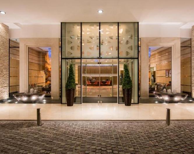 La Suite Dubai Hotel & Apartments - Außenansicht