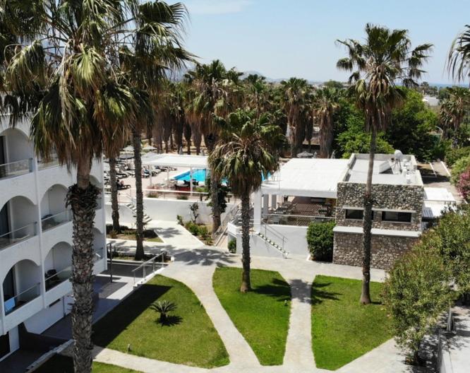 Cosmopolitan - Vue extérieure