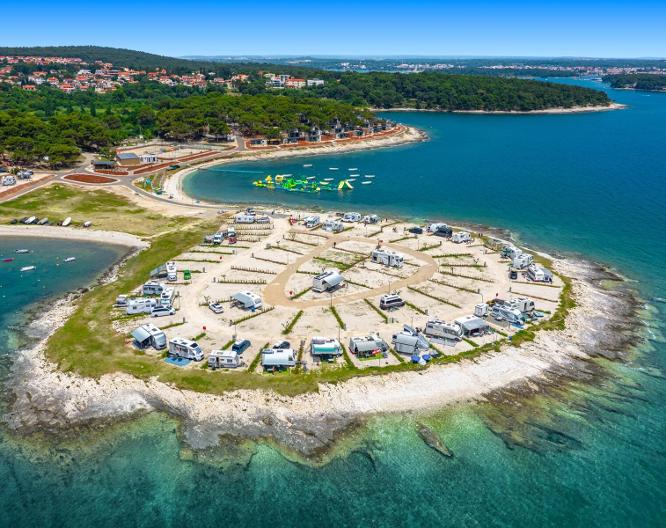 Arena Stupice Camping Homes - Vue extérieure