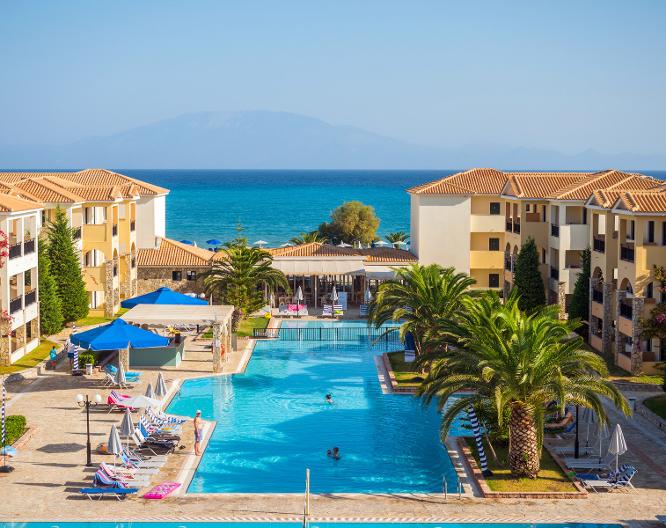 Alykanas Village Hotel - Außenansicht