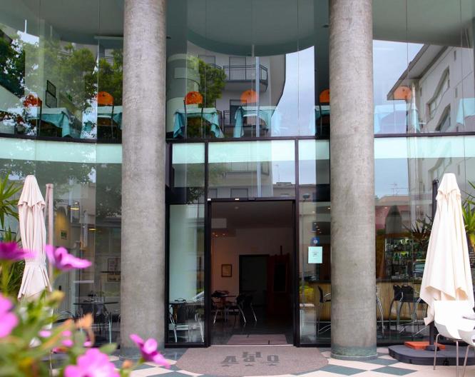 Hotel Ali d'Oro - Außenansicht