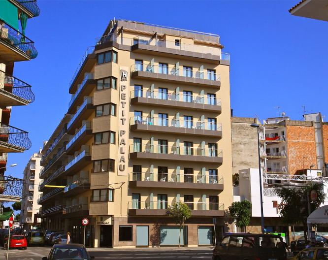 Hotel Petit Palau - Außenansicht