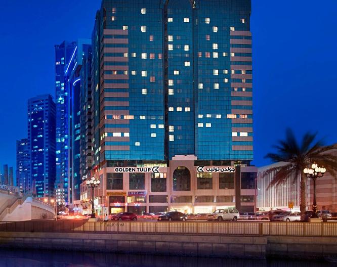 Golden Tulip Sharjah - Außenansicht