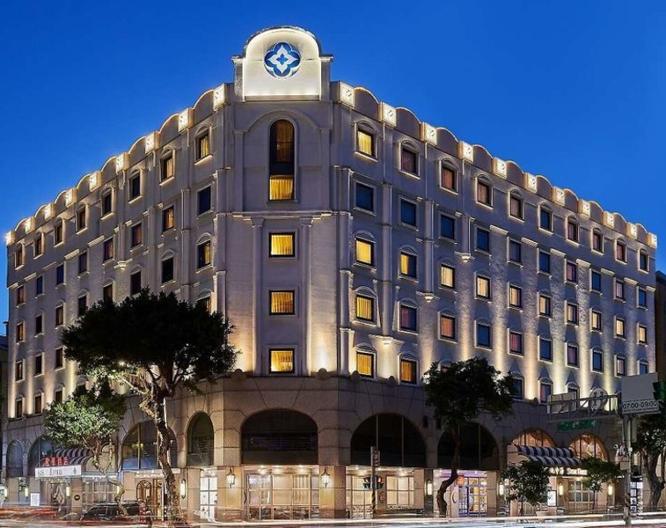 Riviera - Außenansicht