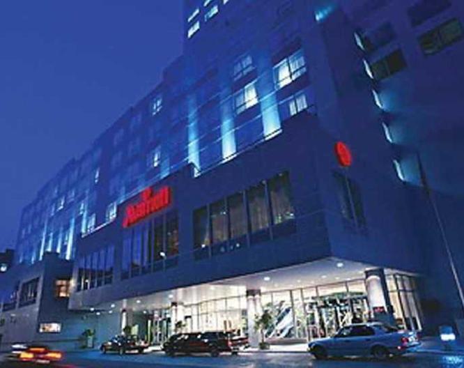 Marriott New York at the Brooklyn Bridge - Außenansicht