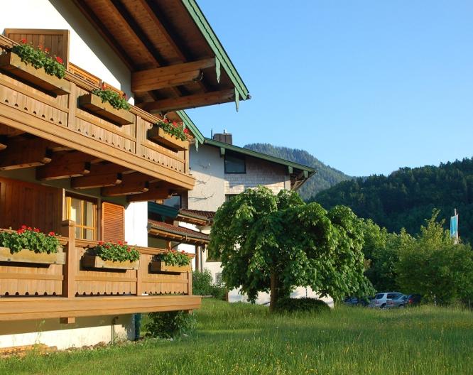 Landhotel Maiergschwendt by DEVA - Außenansicht