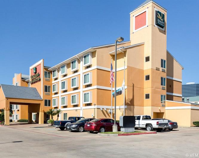Quality Inn & Suites West Chase - Vue extérieure