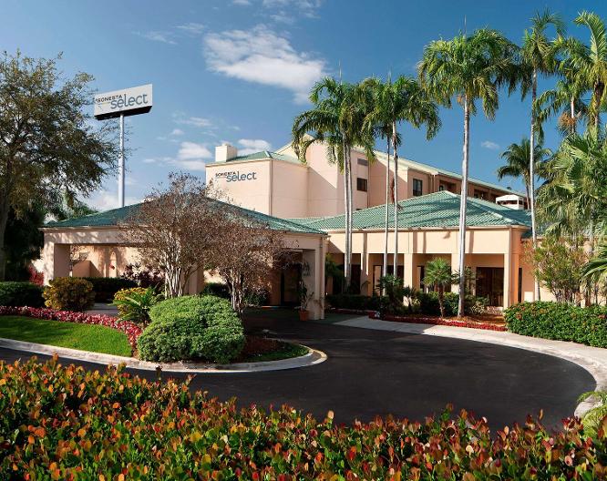 Sonesta Select Miami Lakes - Außenansicht