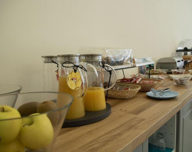 Hostal Alborán - Repas et boissons