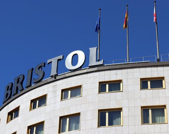 Hotel Bristol Berlin - Außenansicht