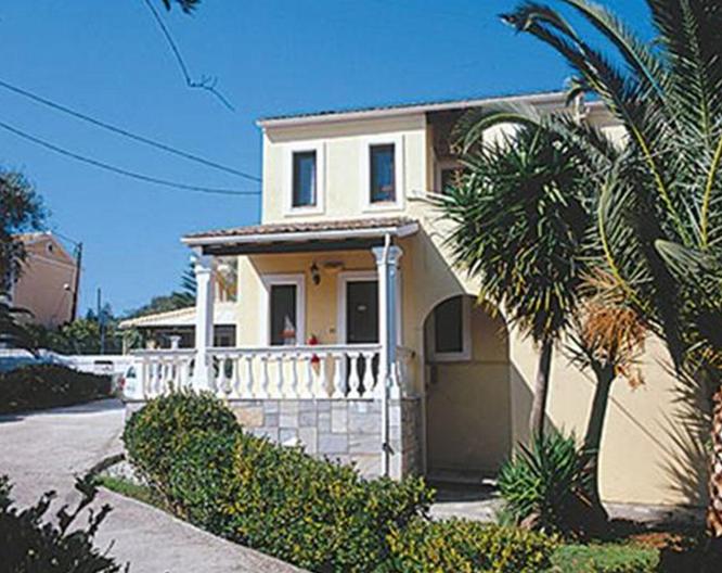 Saint Spiridon Hotel - Außenansicht