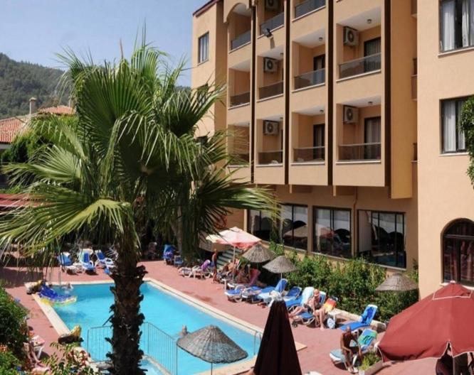 Juniper Hotel & Siesta Hotel - Außenansicht