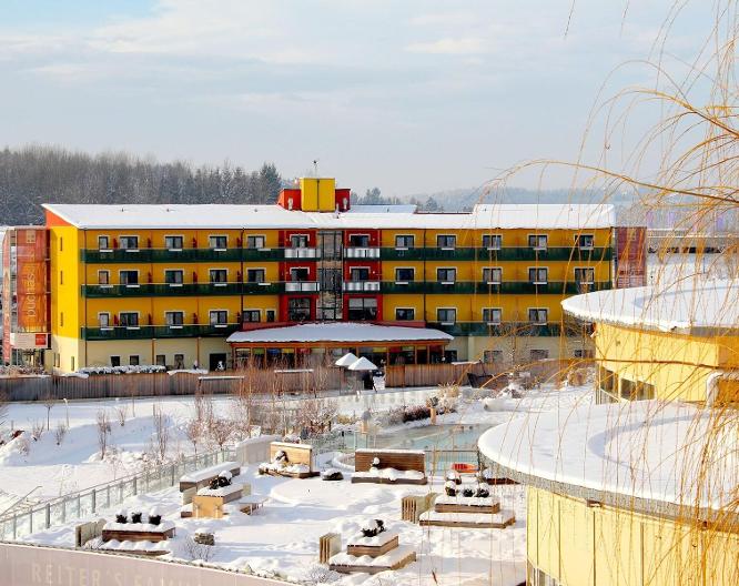 Thermenhotel Puchasplus - Außenansicht