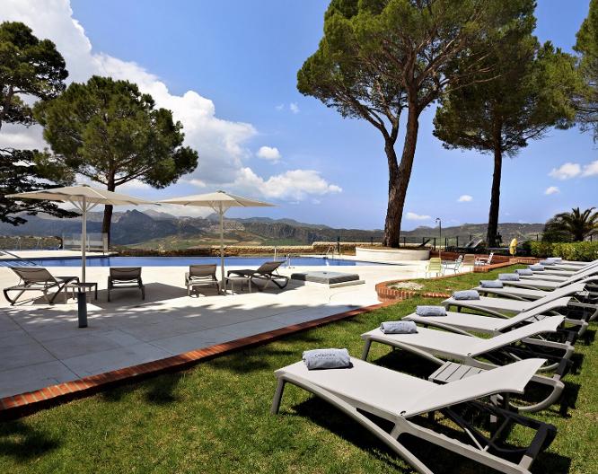 Catalonia Reina Victoria Wellness und Spa - Außenansicht