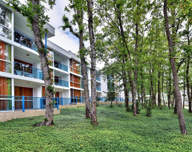 Forest Beach Hotel - Außenansicht