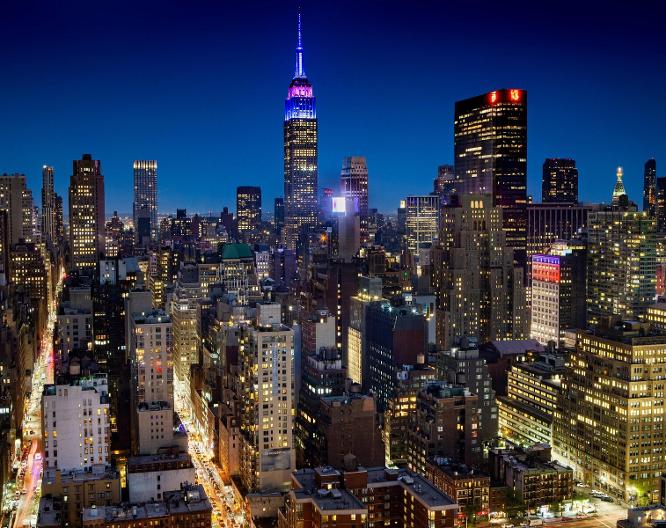Even Hotel Times Square South - Außenansicht