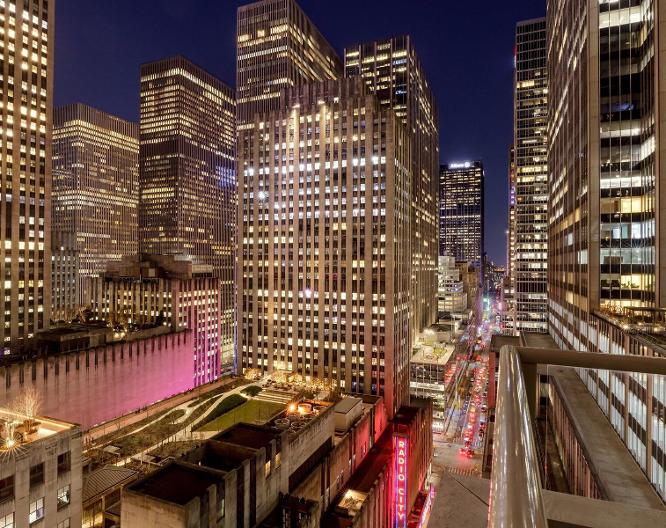 DoubleTree by Hilton New York Midtown Fifth Ave - Außenansicht