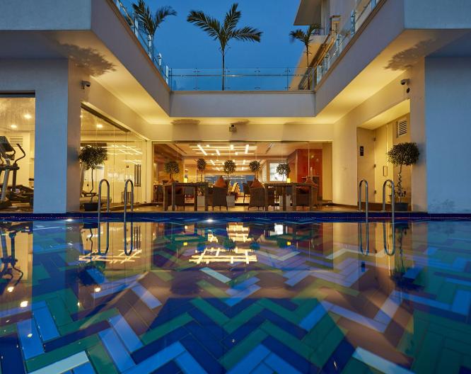 Mandarina Colombo - Pool