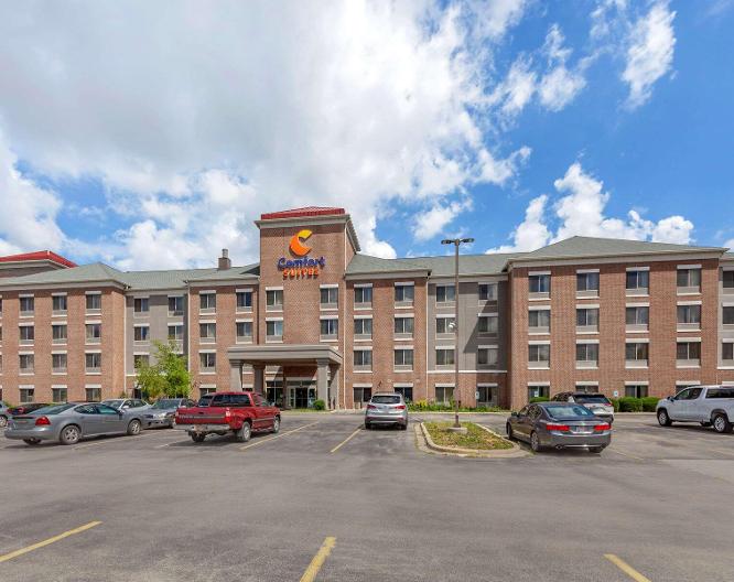 Holiday Inn Express & Suites Milwaukee NW – Park Place - Vue extérieure