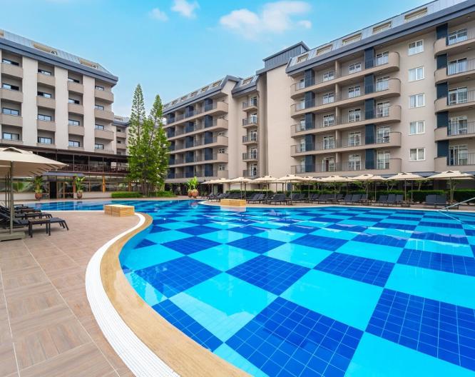 Villa Sunflower Beach Hotel - Außenansicht
