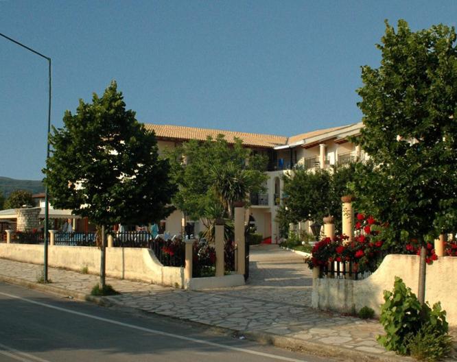 Silver Beach Hotel - Außenansicht