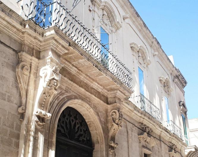Palazzo Bozzi Corso - Außenansicht
