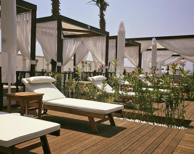 Veranda Beach Suites - Außenansicht