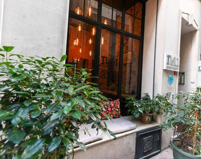 No11 Hotel Apartments - Außenansicht