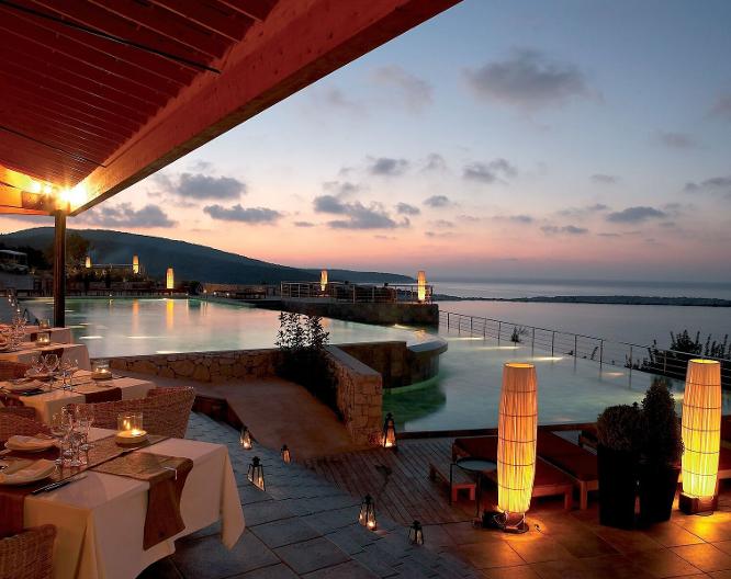 Emelisse Hotel - Außenansicht