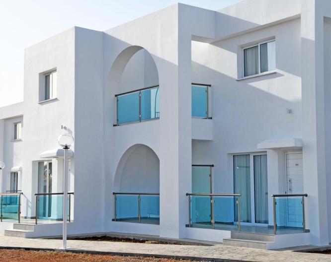 Kaos Hotel & Apartments - Außenansicht