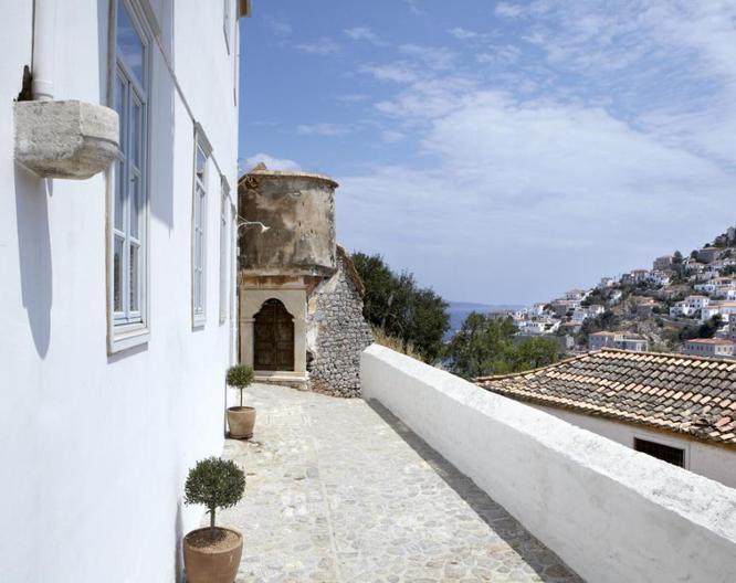 Hydra Hotel - Außenansicht