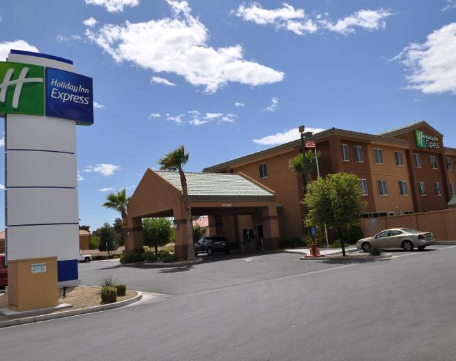 Holiday Inn Express Nellis - Vue extérieure