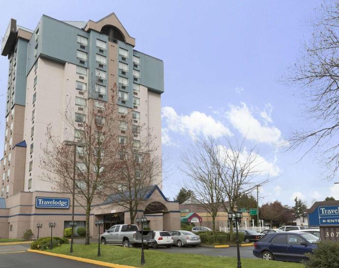 Travelodge Hotel by Wyndham Vancouver Airport - Außenansicht