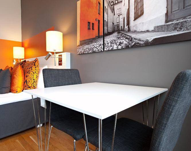 Sky Hotel Apartments - Essen und Trinken