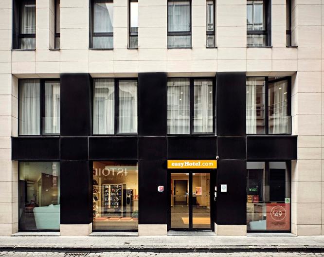 easyHotel Brussels City Centre - Außenansicht