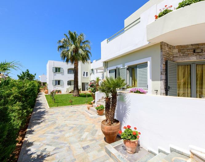 Angela Studios & Apartments - Außenansicht