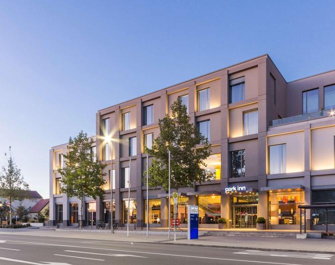 Park Inn by Radisson Neumarkt - Außenansicht