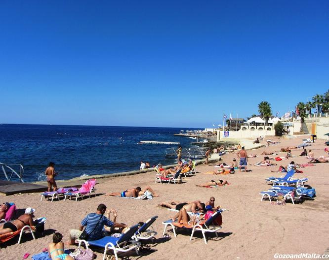 Qawra Point Holiday Complex - Plage