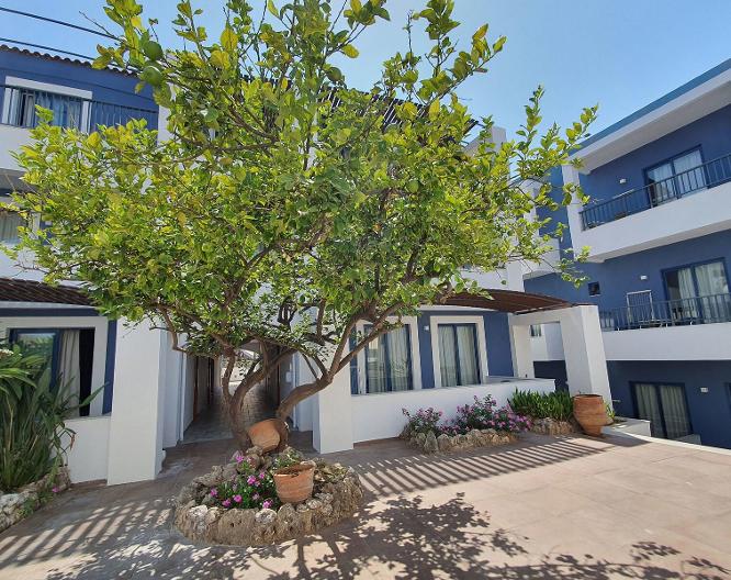 Eleni Beach Hotel - Außenansicht