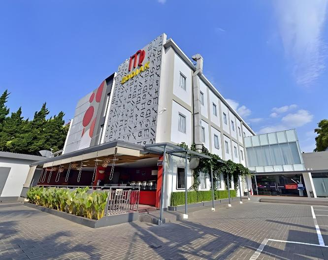 Zodiak Virgo (Sutami) - Außenansicht